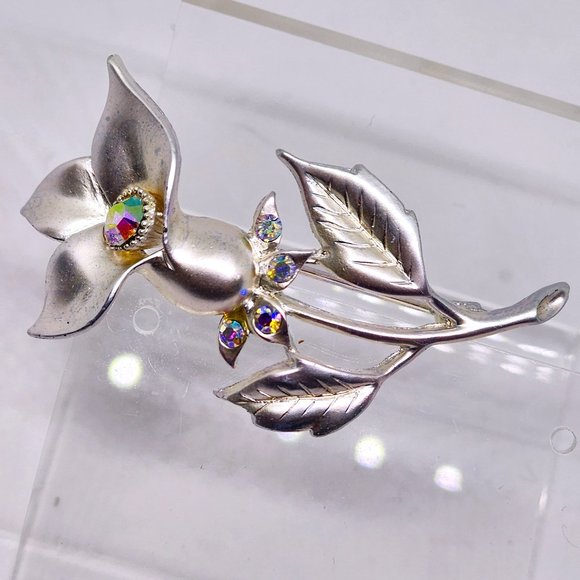 Vintage Silver Flower Pin with Aurora Borealis Rhinestones Pin Brooch - Picture 5 of 8